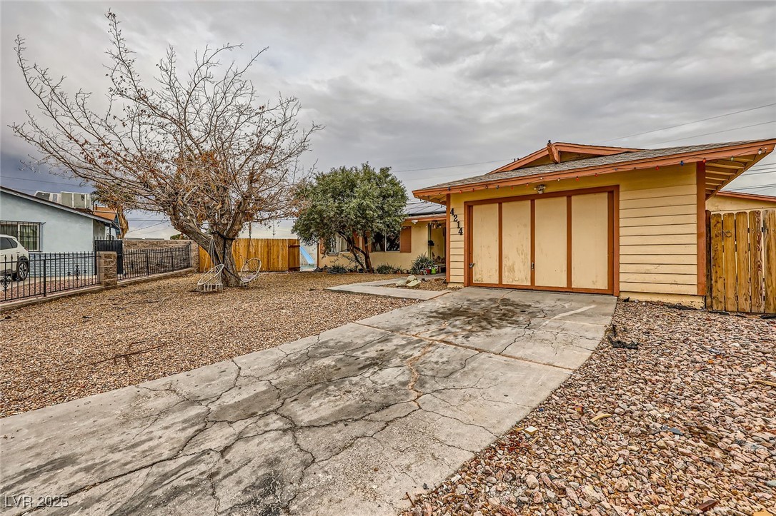 4214 Bay Circle Property Photo 4