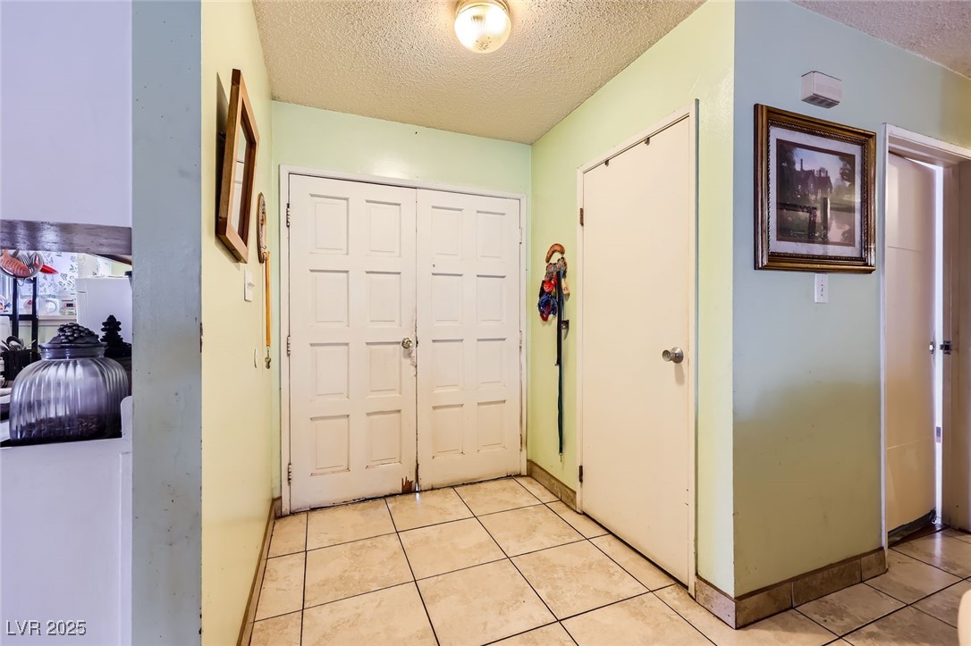 4214 Bay Circle Property Photo 6