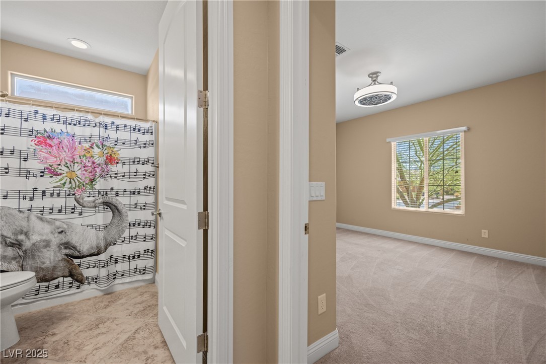 1359 Skylight Way Property Photo 6