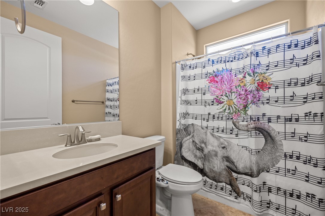 1359 Skylight Way Property Photo 7
