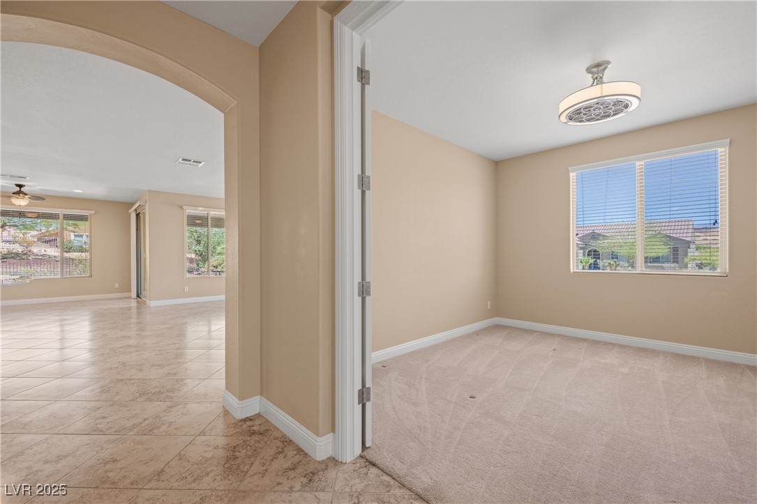 1359 Skylight Way Property Photo 12