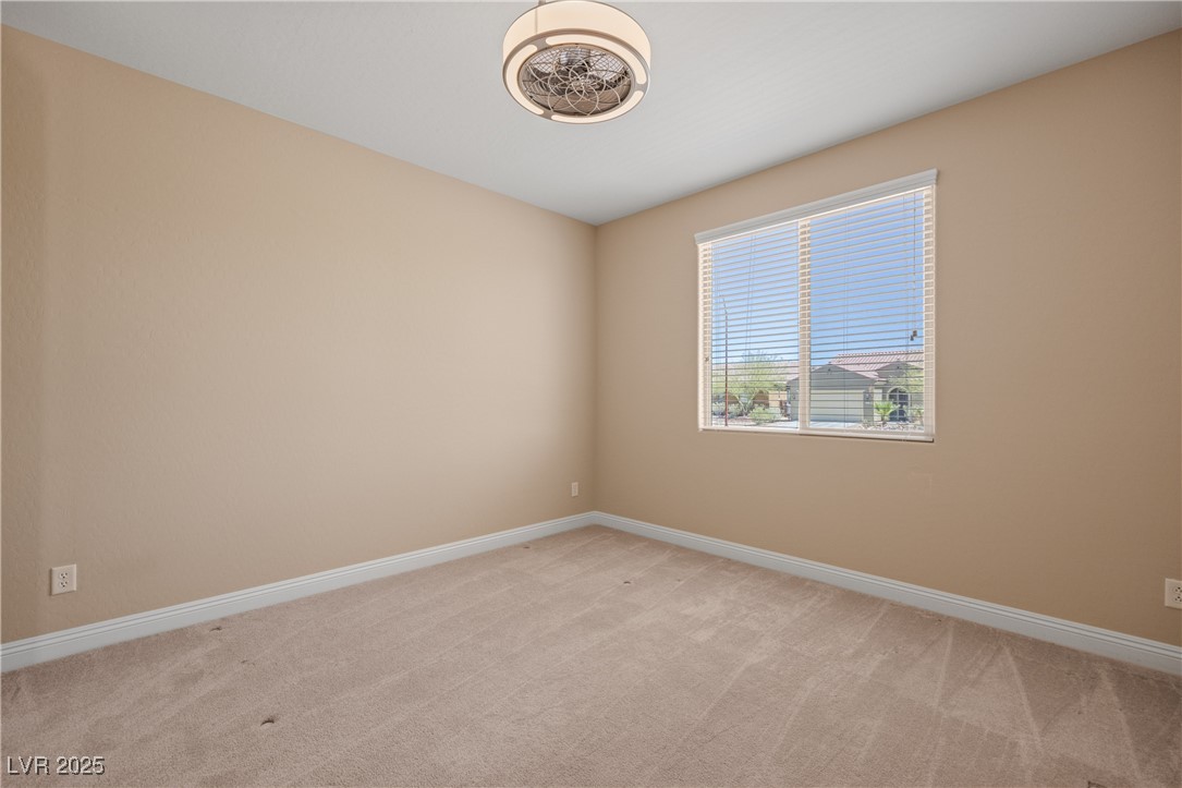 1359 Skylight Way Property Photo 13