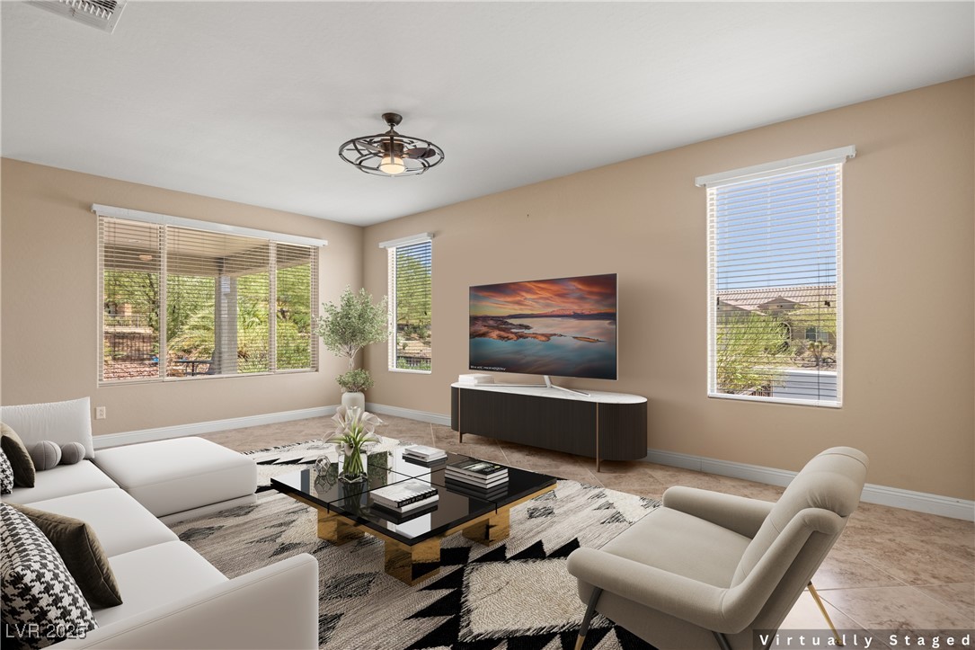 1359 Skylight Way Property Photo 18