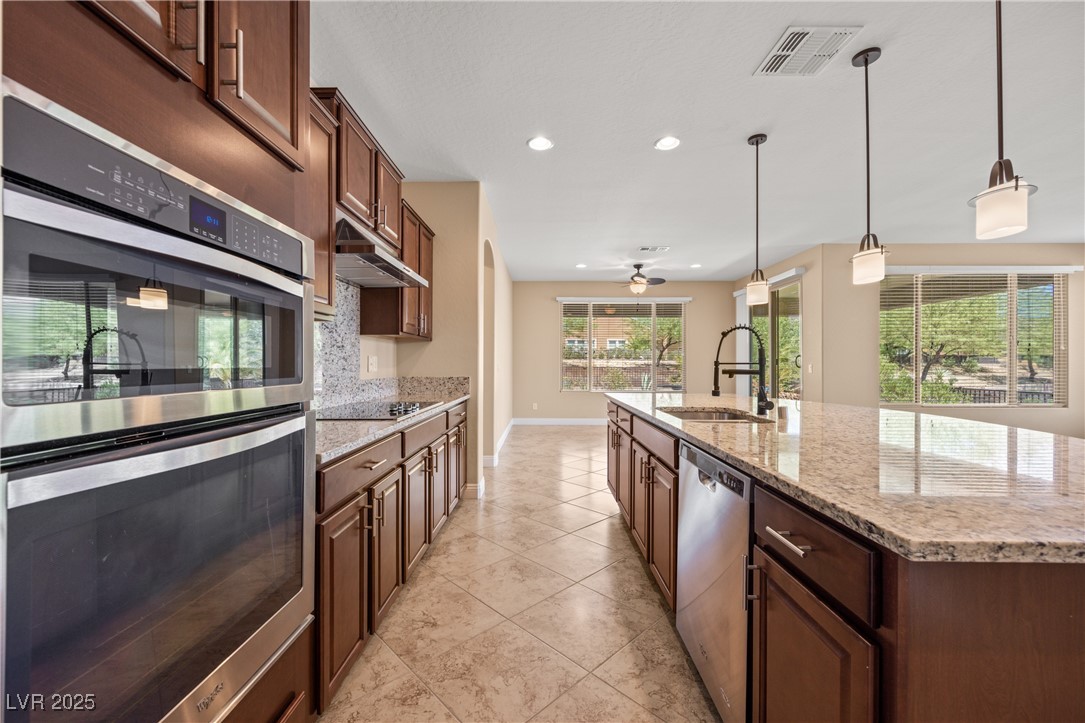 1359 Skylight Way Property Photo 29