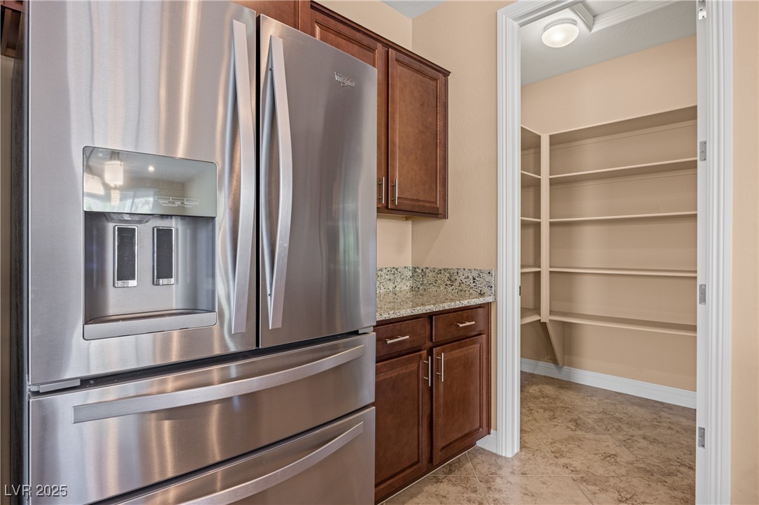 1359 Skylight Way Property Photo 34