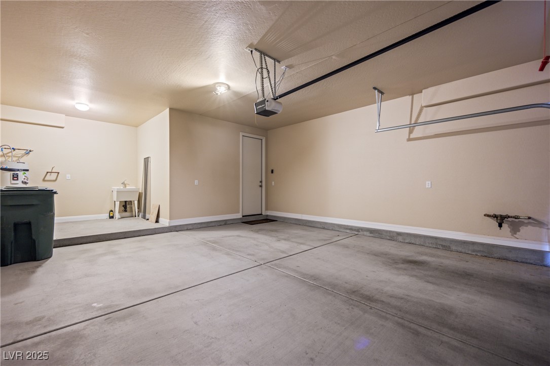1359 Skylight Way Property Photo 47