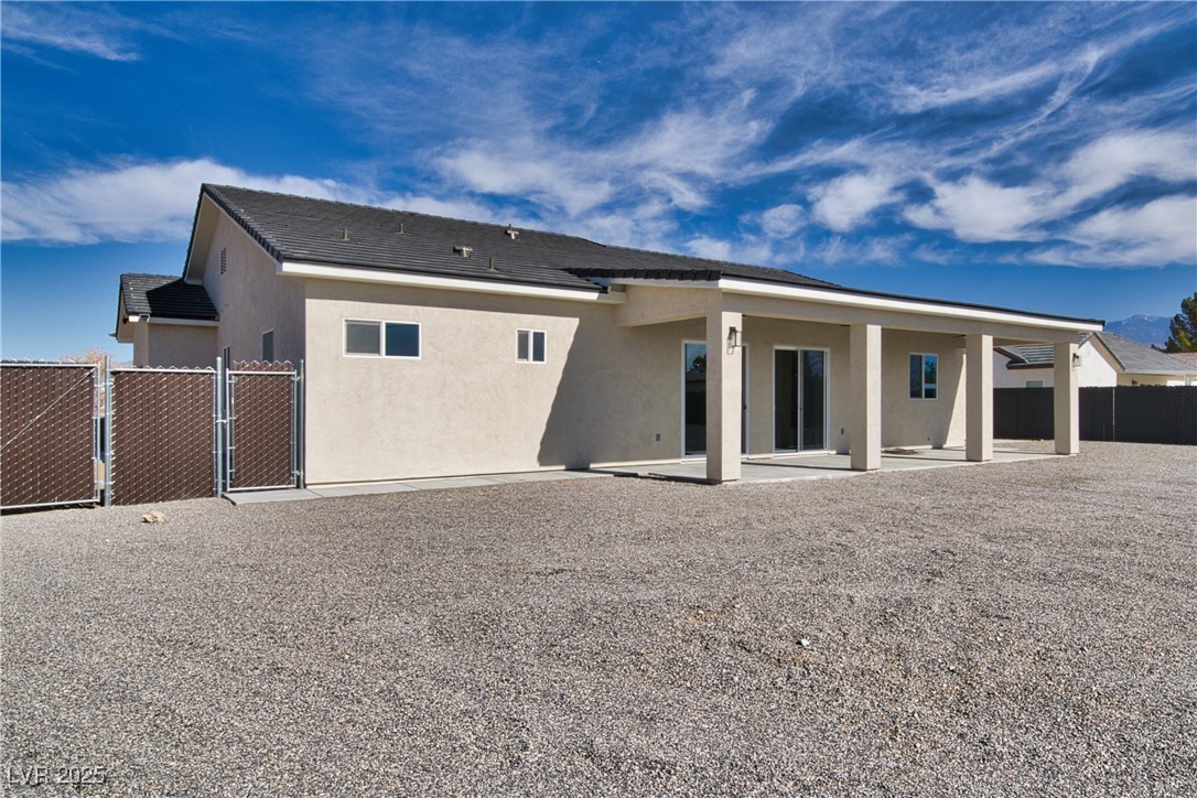 1131 Blackhorn Street Property Photo 5