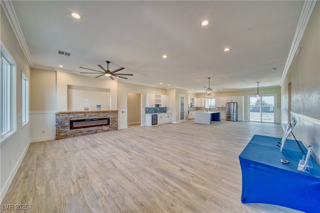 1131 Blackhorn Street Property Photo 6