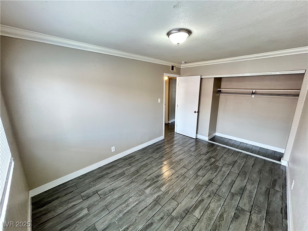 501 South Maryland Parkway B14 Property Photo 7