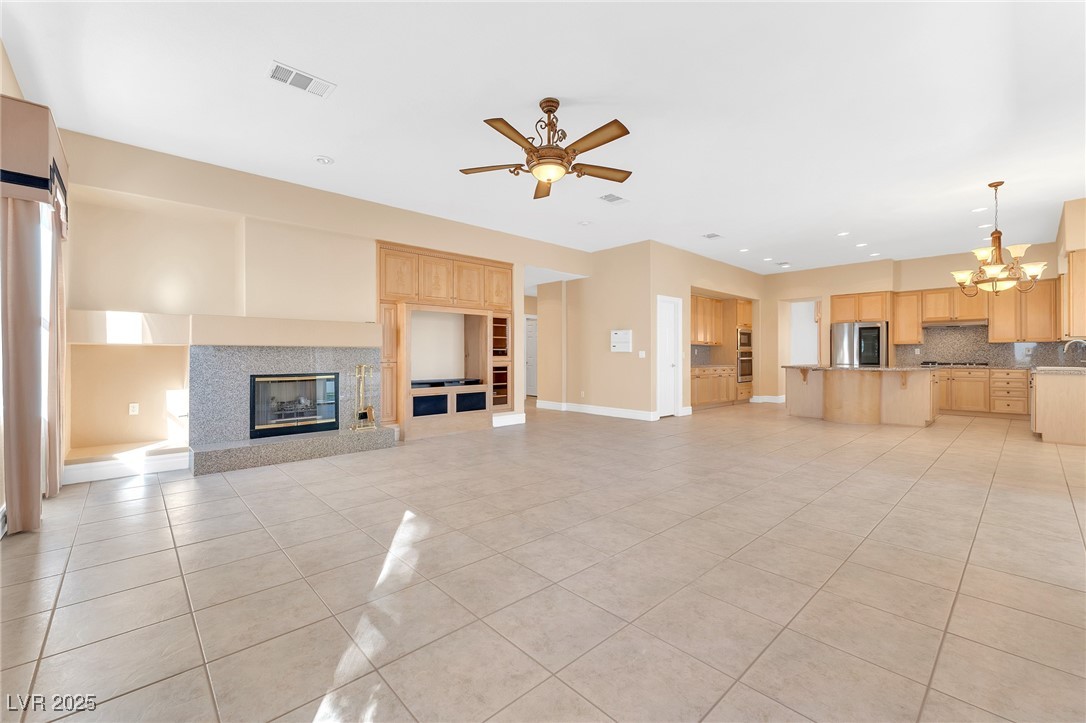 31 Castle Creek Court Property Photo 8