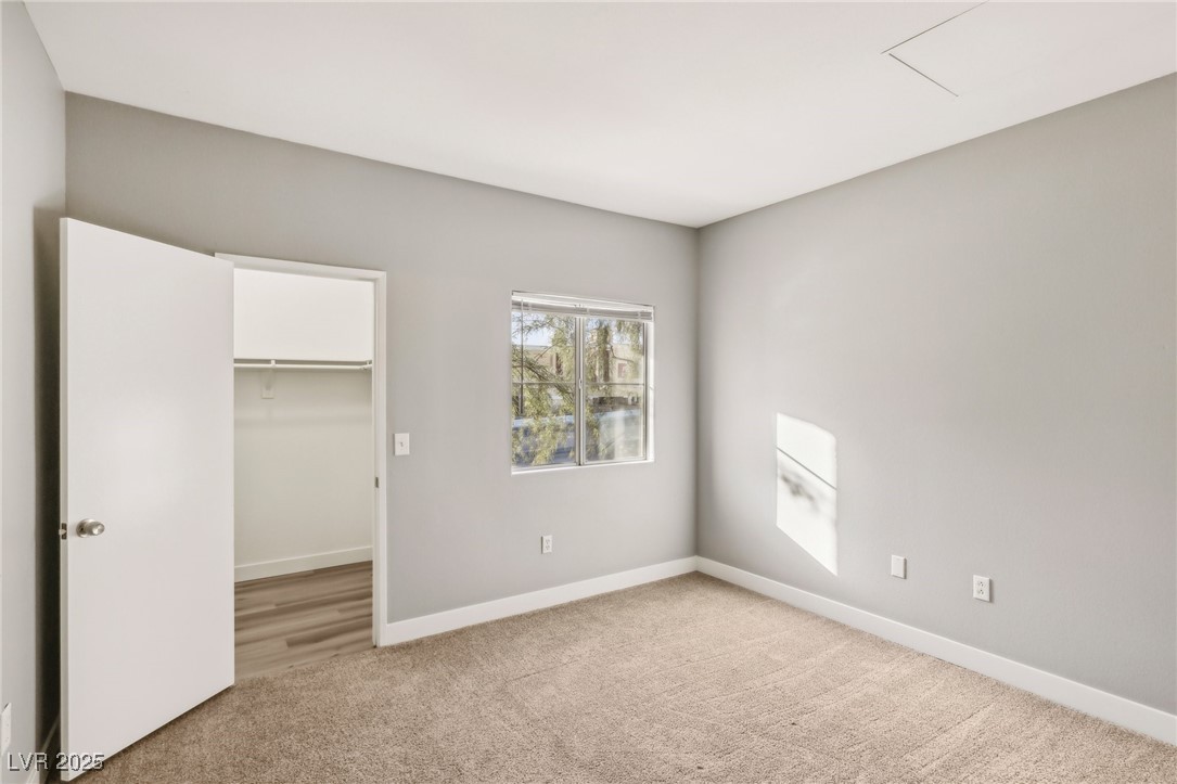2615 West Gary Avenue 2040 Property Photo 15