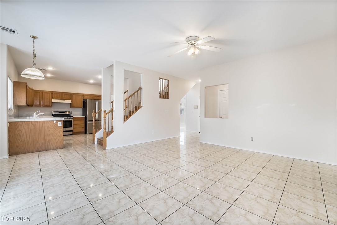 1484 Morning Crescent Street Property Photo 11