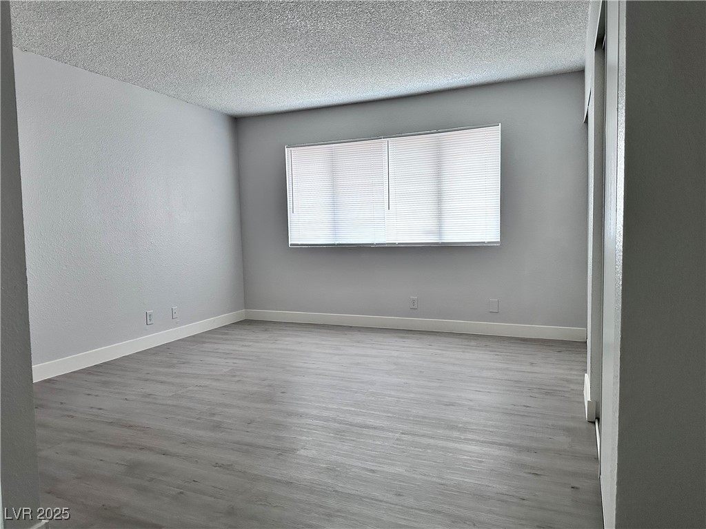 7130 Mountain Moss Drive Property Photo 7