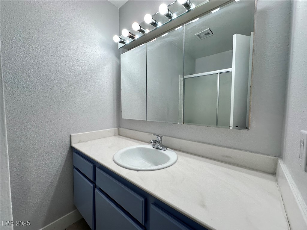 7130 Mountain Moss Drive Property Photo 11