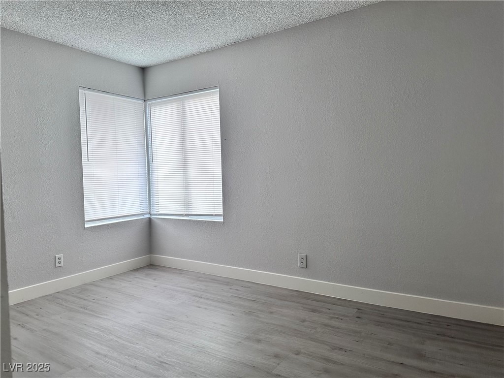 7130 Mountain Moss Drive Property Photo 13