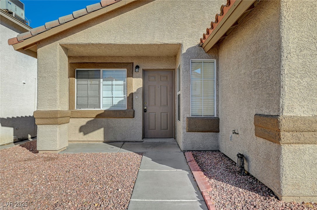 6560 Bush Clover Lane Property Photo 3