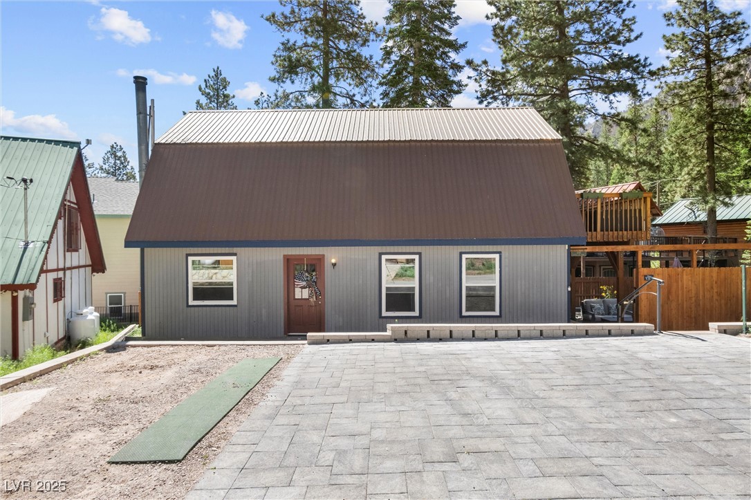 4765 Silver Tip Trail Property Photo 4
