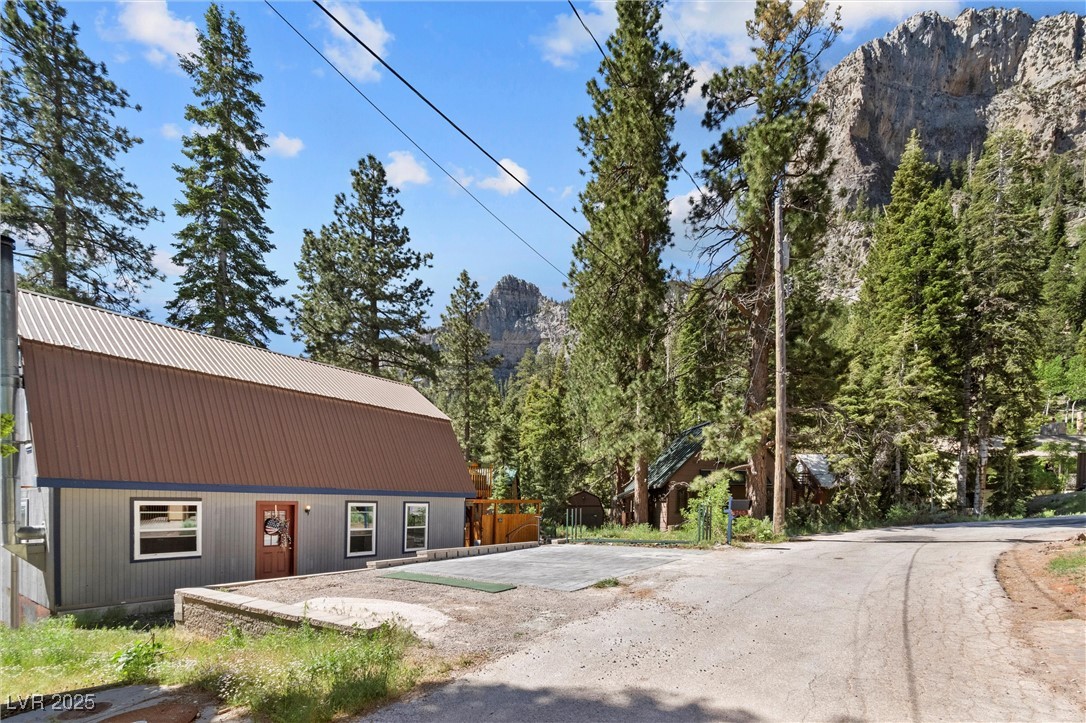 4765 Silver Tip Trail Property Photo 5