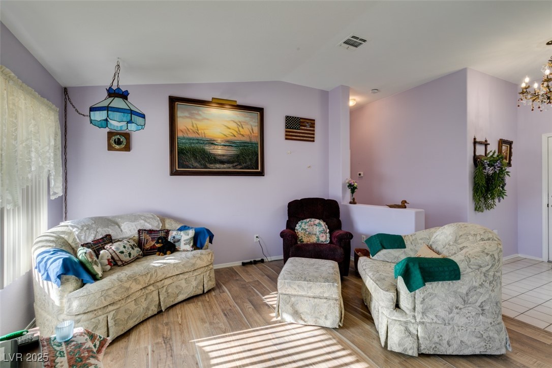 2091 Poppywood Avenue Property Photo 8