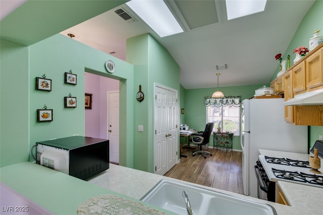 2091 Poppywood Avenue Property Photo 18