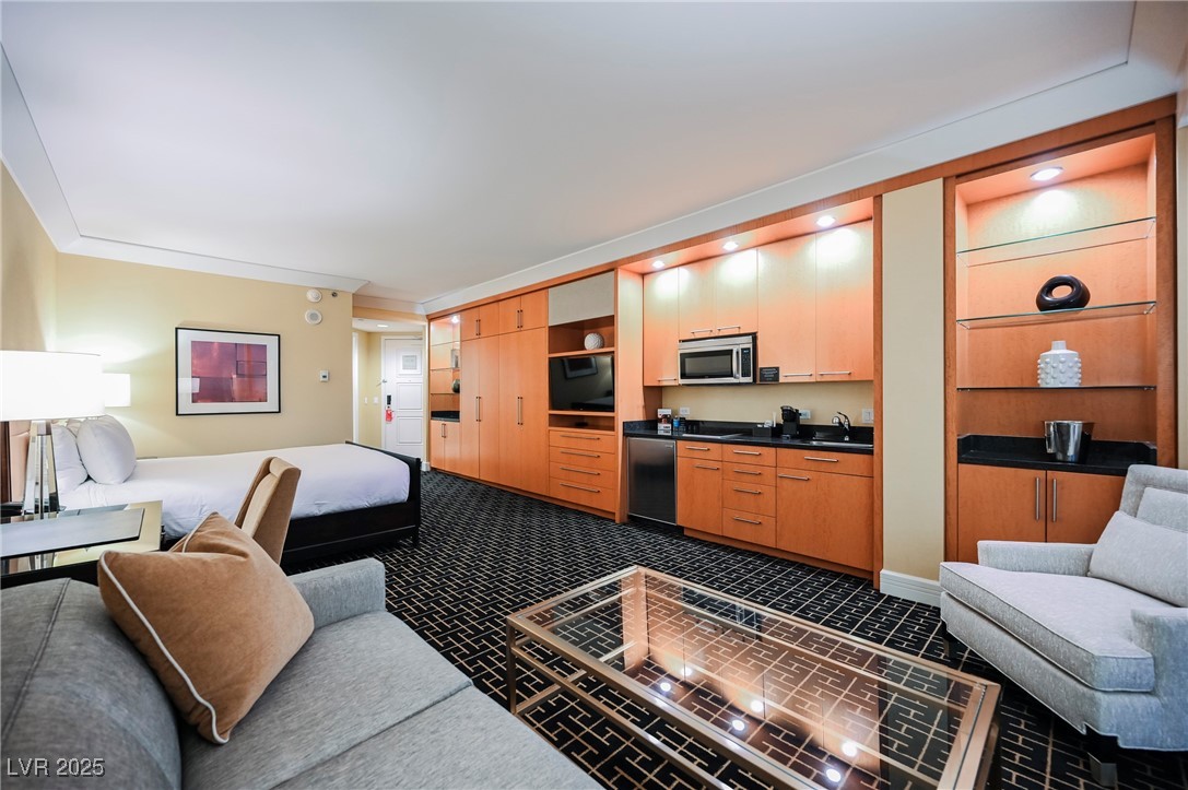 2000 Fashion Show Drive 5428 Property Photo 12