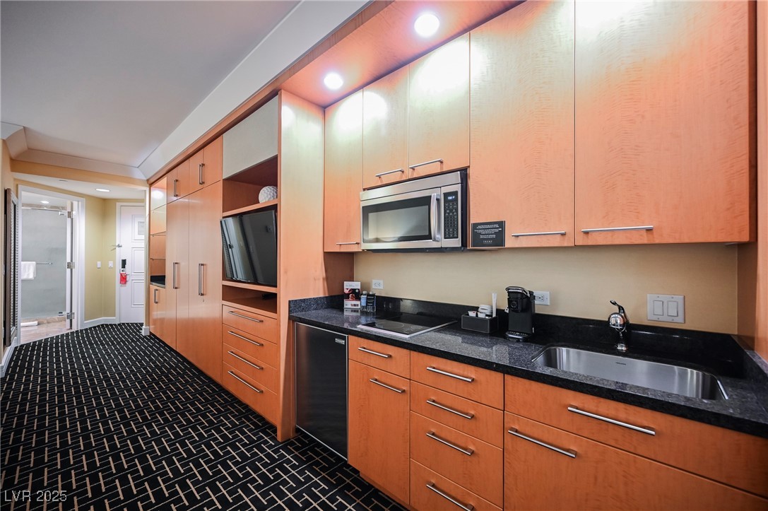 2000 Fashion Show Drive 5428 Property Photo 18