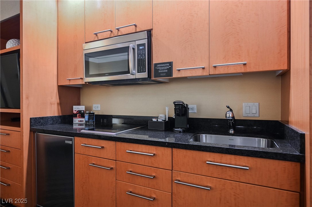 2000 Fashion Show Drive 5428 Property Photo 19