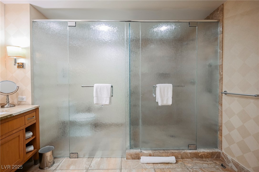 2000 Fashion Show Drive 5428 Property Photo 32