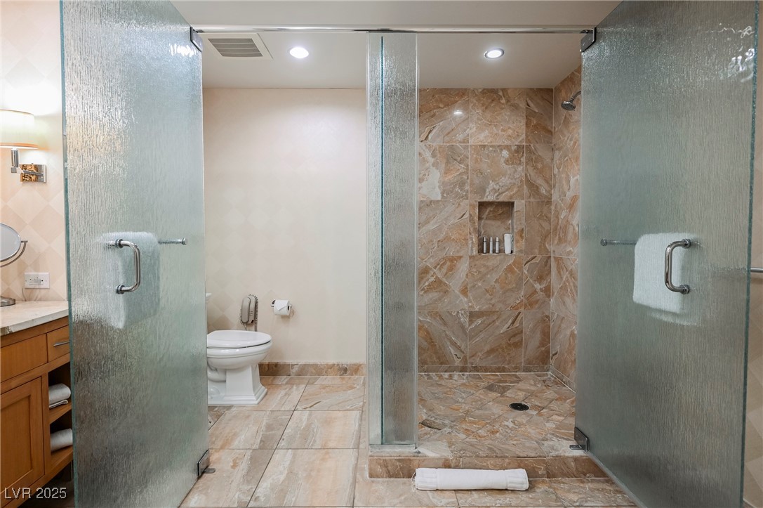 2000 Fashion Show Drive 5428 Property Photo 34