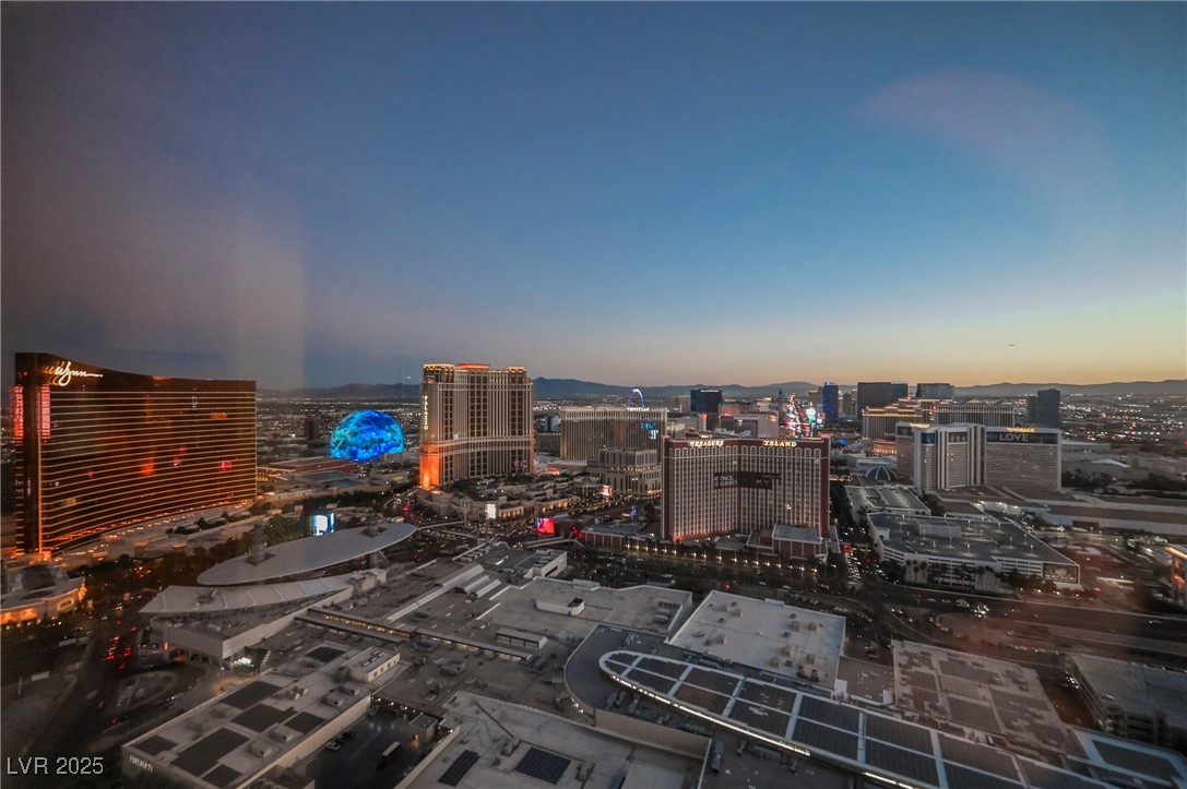 2000 Fashion Show Drive 5428 Property Photo 42