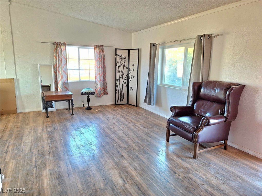 5610 Tecopa Street Property Photo 5