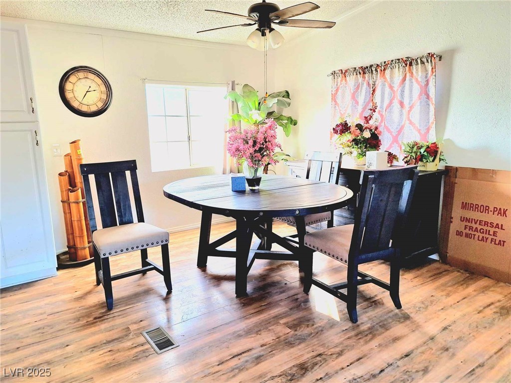 5610 Tecopa Street Property Photo 7