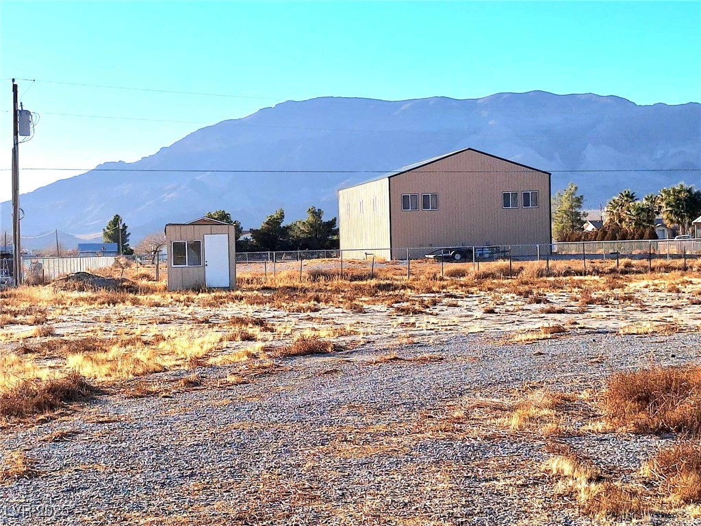 5610 Tecopa Street Property Photo 32
