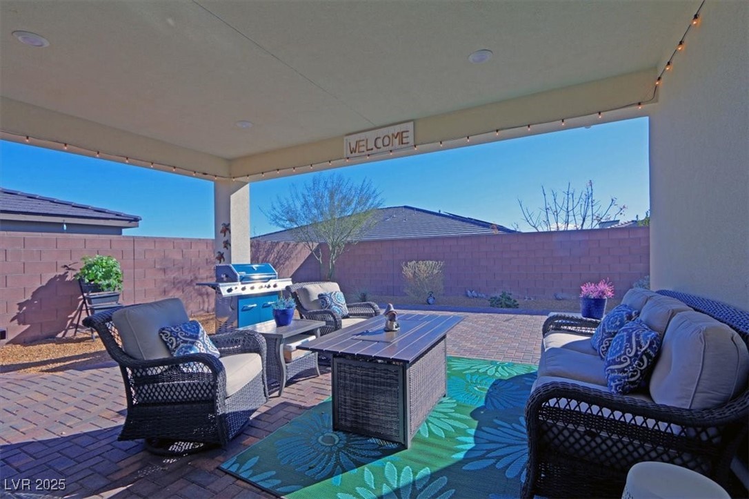 9577 Among Lane Property Photo 3