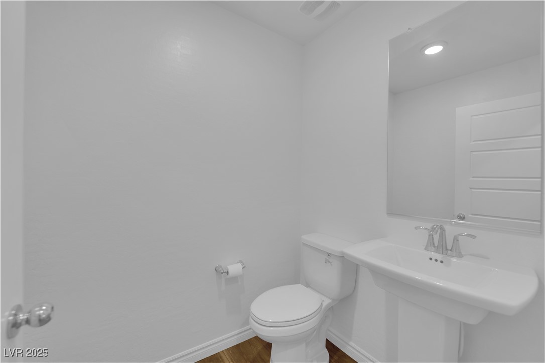 6200 Foxes Dale Street Property Photo 18
