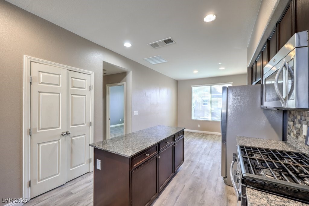 4516 Townwall Street Property Photo 17