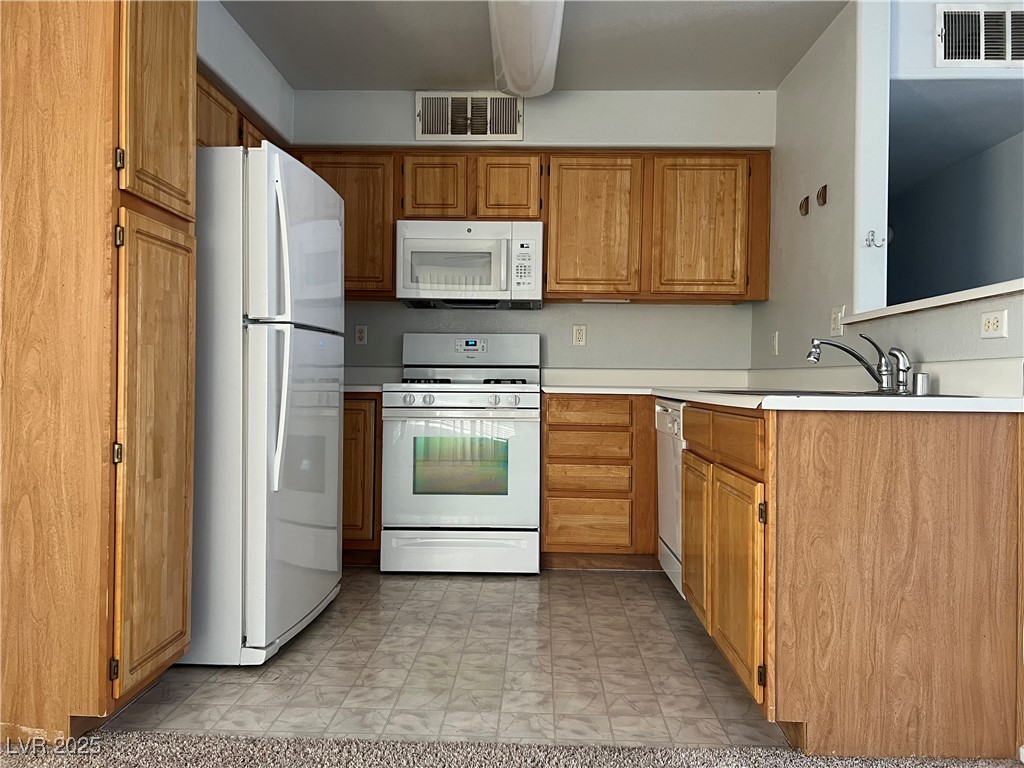 5710 East Tropicana Avenue 2148 Property Photo 12