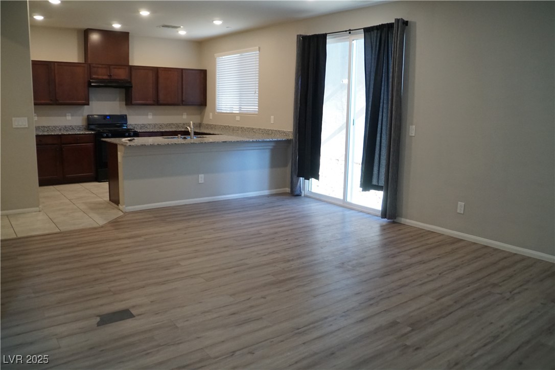 1023 Desert Dome Avenue Property Photo 21