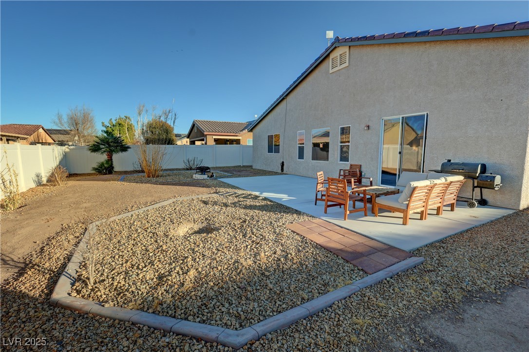 2558 Sparrow Way Property Photo 30