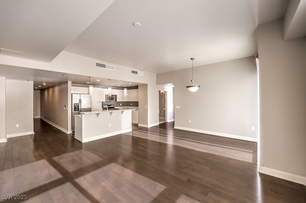 150 Las Vegas Boulevard 810 Property Photo 12