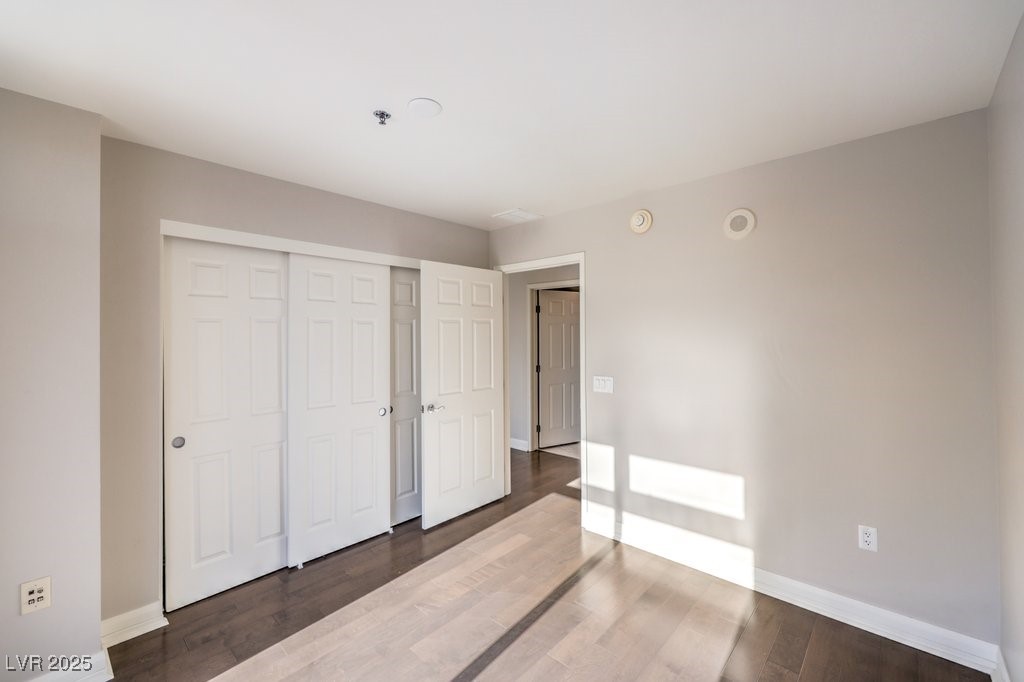 150 Las Vegas Boulevard 810 Property Photo 20