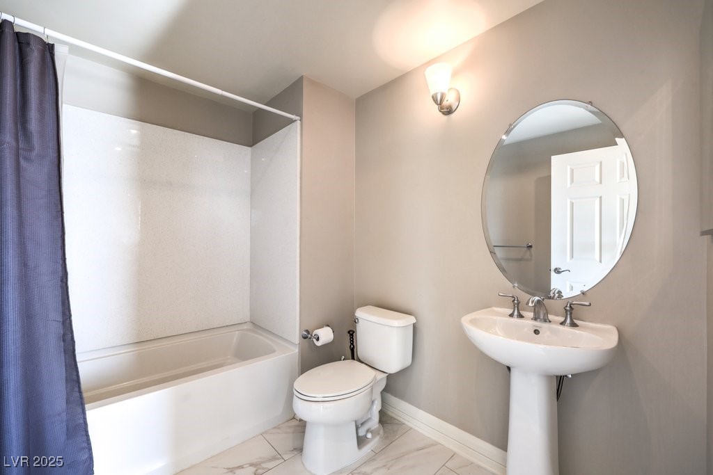 150 Las Vegas Boulevard 810 Property Photo 21