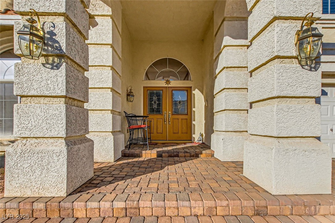 6250 Pale Pavilion Avenue Property Photo 5