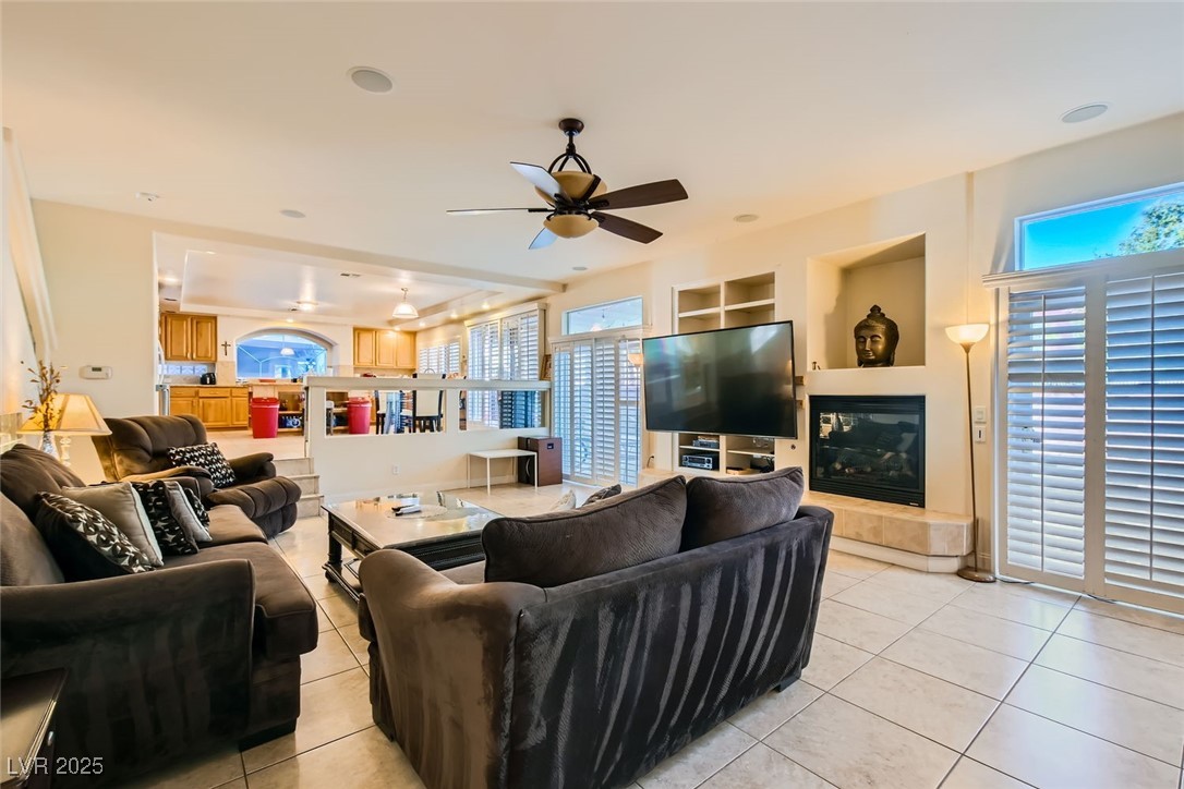 6250 Pale Pavilion Avenue Property Photo 11
