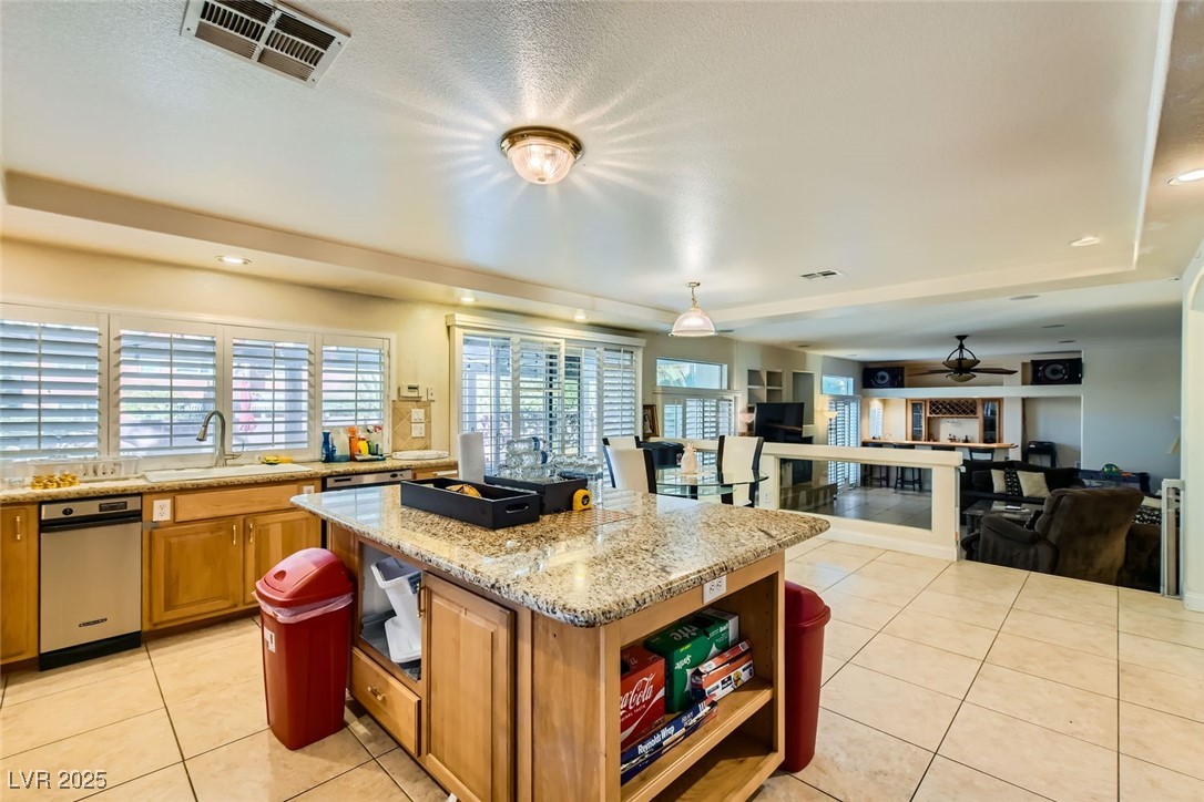 6250 Pale Pavilion Avenue Property Photo 15