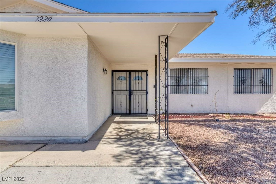 7220 Stormson Drive Property Photo 12