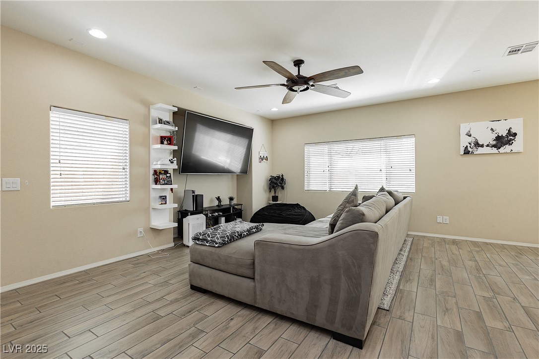 7611 Phoenix Peak Street Property Photo 18