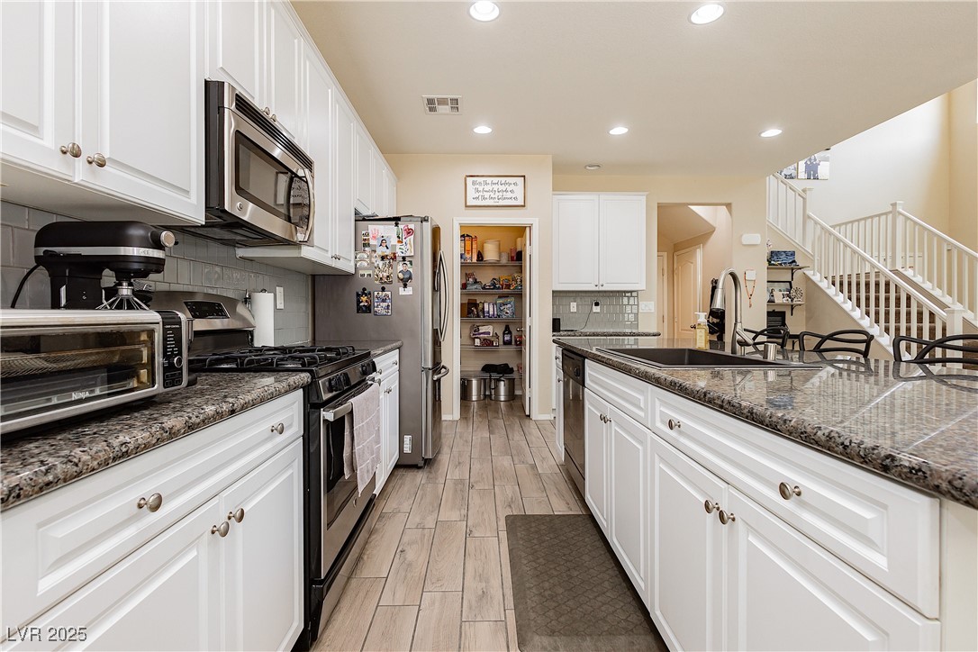 7611 Phoenix Peak Street Property Photo 20