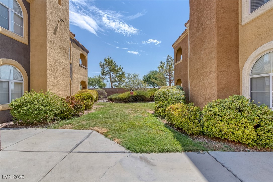 7950 West Flamingo Road 2056 Property Photo 25