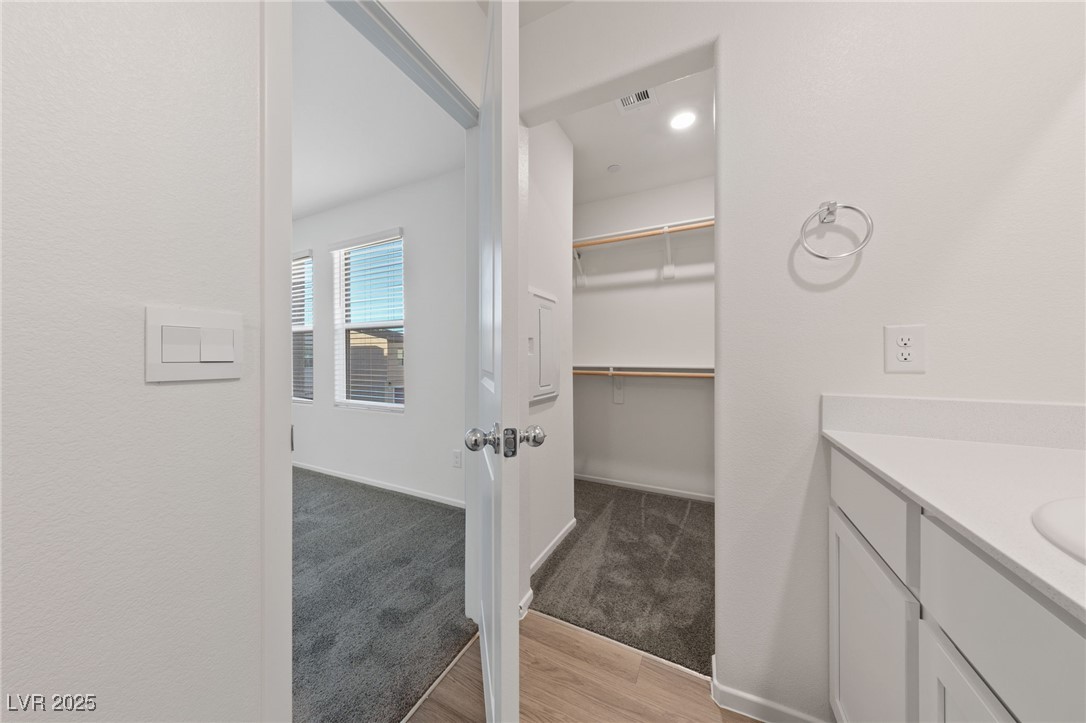 4866 Currant Ridge Avenue Property Photo 18